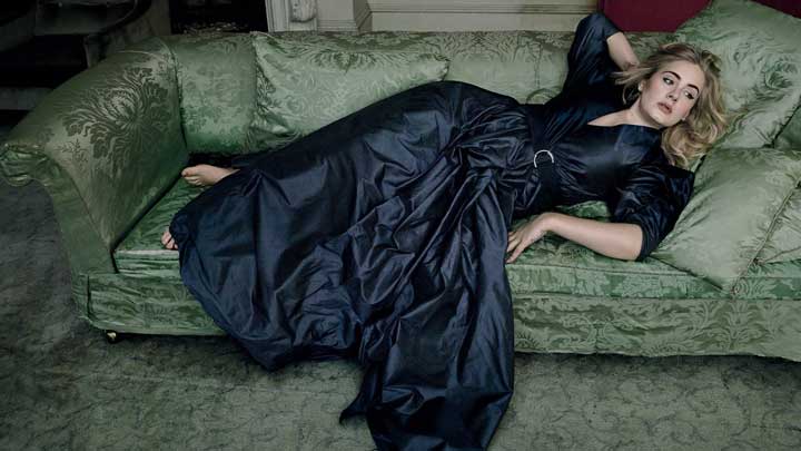 Adele reviews recordings with focused care, revealing her high musical perfectionism.